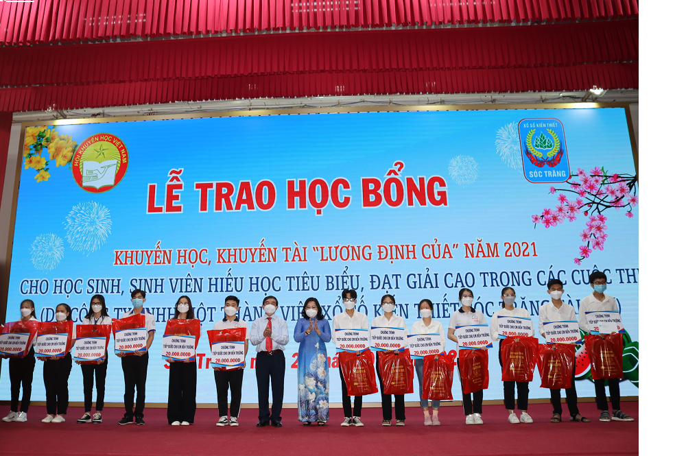 TRAO 340 SUẤT HỌC BỔNG KHUYẾN HỌC, KHUYẾN TÀI “LƯƠNG ĐỊNH CỦA” CHO HỌC SINH, SINH VIÊN